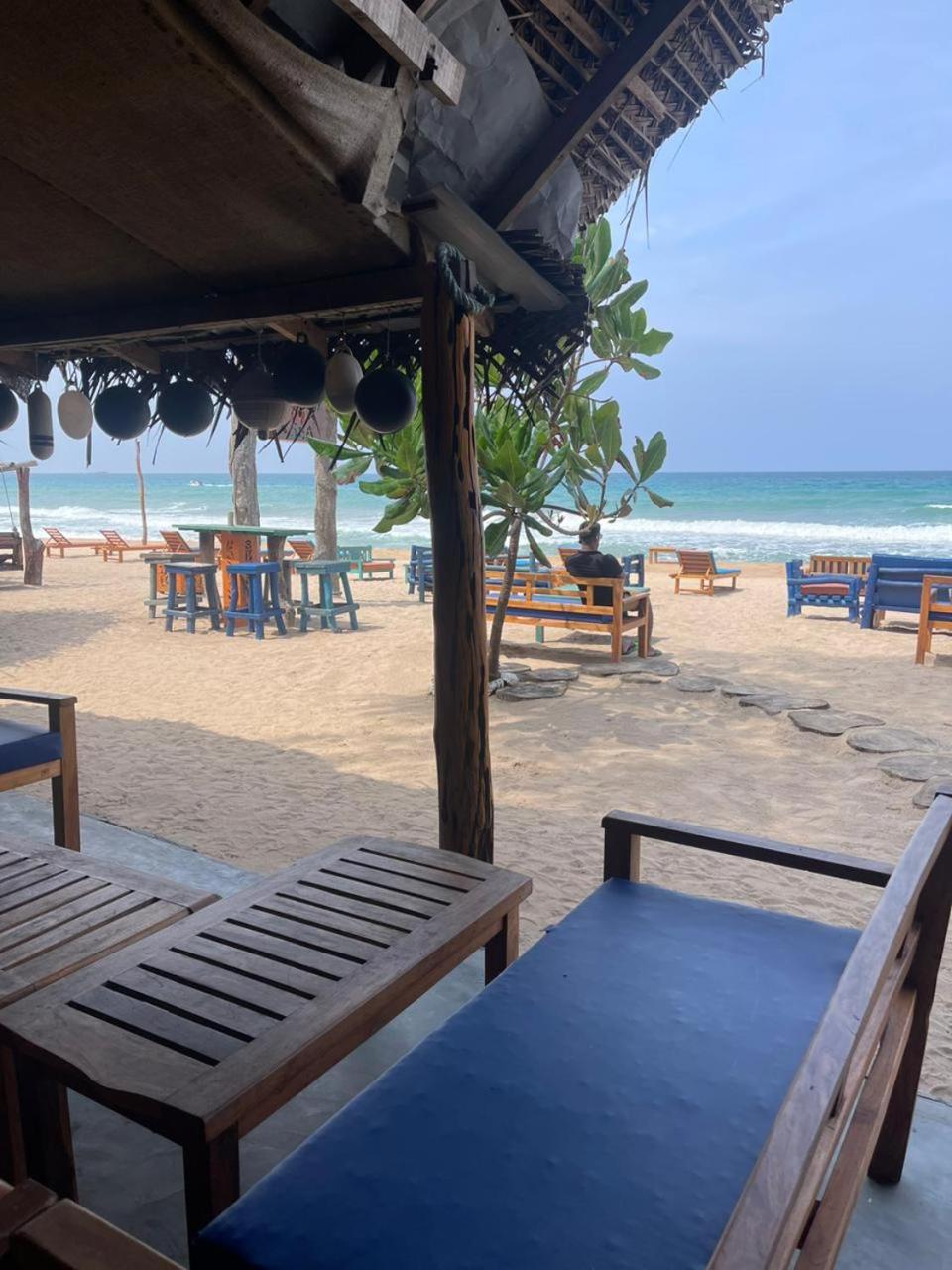 Vitamin Sea Beach Cabana & Hostel Nilaveli Exterior foto