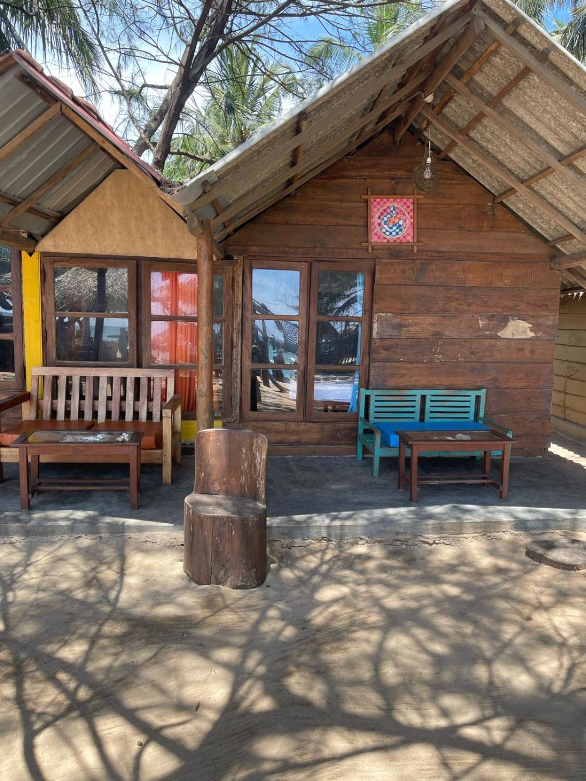 Vitamin Sea Beach Cabana & Hostel Nilaveli Exterior foto